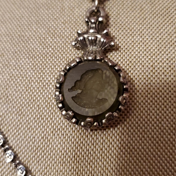 Victorian Repro Inverted Glass Cameo Necklace - Picture 2 of 6